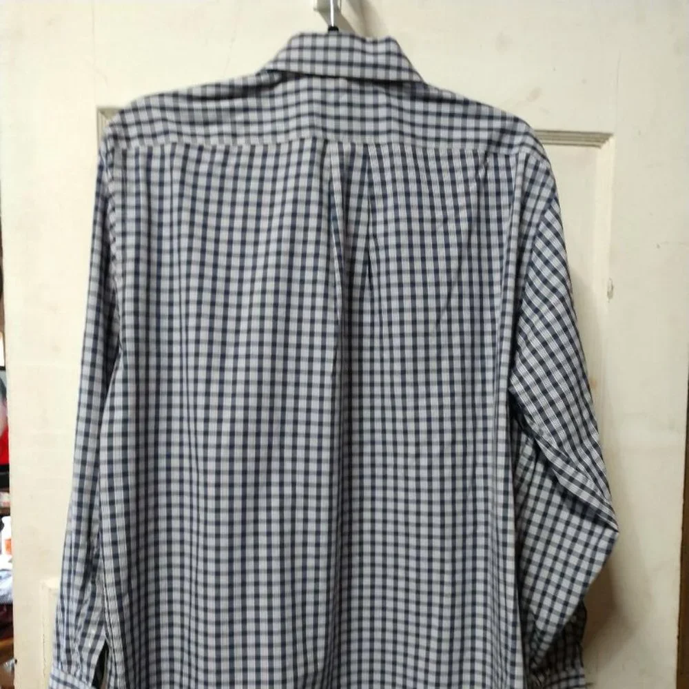Dockers Shirt Men's Size M Blue White Gold Plaid Button Up Long Sleeve